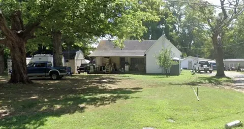 1402 Old Dover Rd, Clarksville, TN 37042