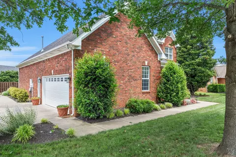 Exterior - 193 Red Jacket Trce, Murfreesboro, TN 37127 photo 3 of 9