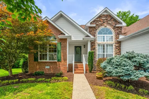 406 Remington Ave, Gallatin, TN 37066