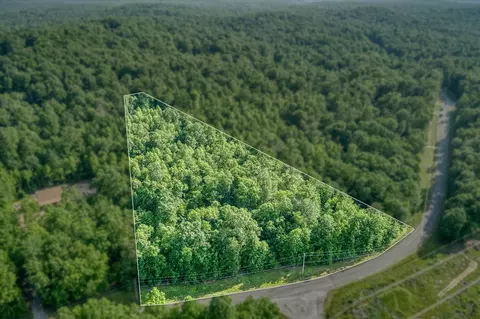 104 Arrow Trl, Monterey, TN 38574