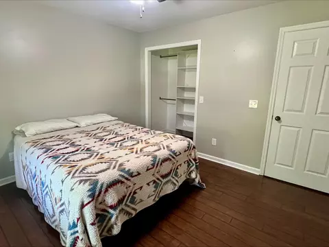 Bedroom - 831 Harris Rd, Dickson, TN 37055 photo 3 of 4