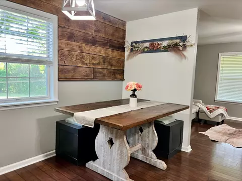 Dining - 831 Harris Rd, Dickson, TN 37055 photo 1 of 1