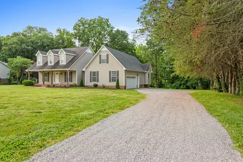 3331 Taylorwood Ln, Spring Hill, TN 37174