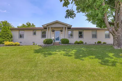 325 Donna Dr, Hendersonville, TN 37075
