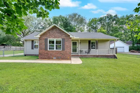 2007 Orchard Dr, Greenbrier, TN 37073