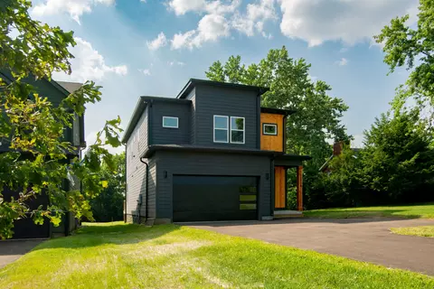 2114 E Hill Dr, Madison, TN 37115