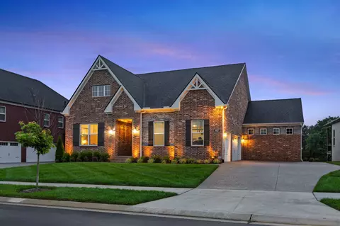 5027 High Park Hill Dr, Arrington, TN 37014