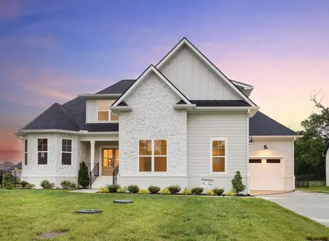 6816 Springwater St, Smyrna, TN 37167