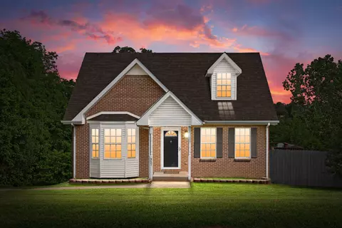 357 Brook Mead Dr, Clarksville, TN 37042
