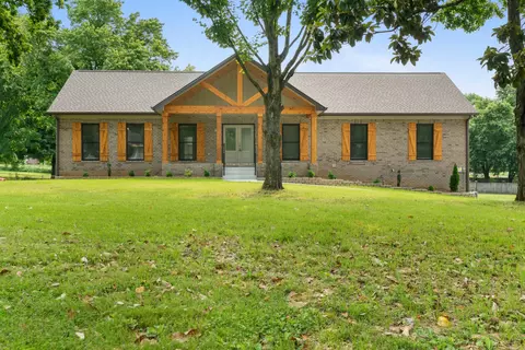 363 Indian Lake Rd, Hendersonville, TN 37075
