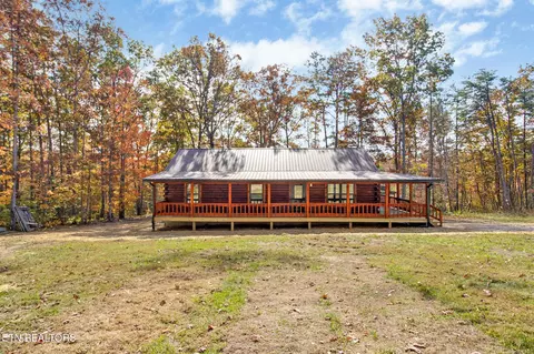 1292 Terry Ln, Jamestown, TN 38556
