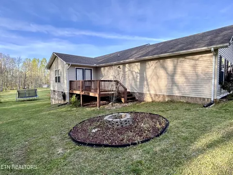 129 Kendra Rd, Clarkrange, TN 38553 photo 4