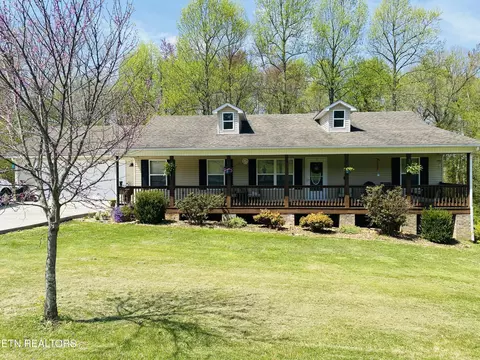 129 Kendra Rd, Clarkrange, TN 38553