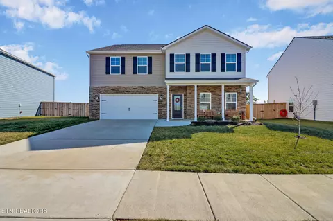 107 Summit Ridge Ln, Oak Ridge, TN 37830