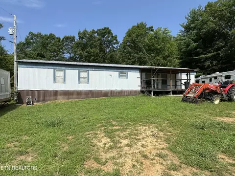 757 Locust Ln, Oneida, TN 37841