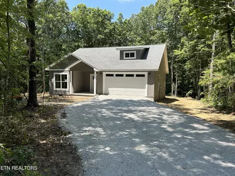120 Shotgun Annie Rd, Jamestown, TN 38556