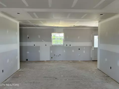 1209 Crestview Dr, Clarkrange, TN 38553 photo 8