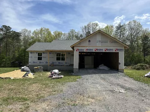348 Fitzgerald Ln, Jamestown, TN 38556