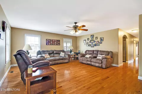 1037 Pine Ridge Ln, Clarkrange, TN 38553 photo 27