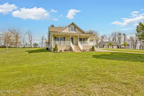 1037 Pine Ridge Ln, Clarkrange, TN 38553 photo 3