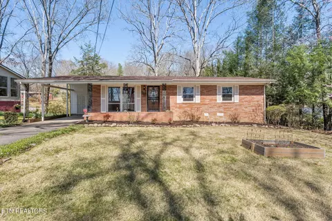 192 Lasalle Rd, Oak Ridge, TN 37830