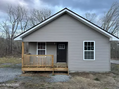 212 Bills St, Jamestown, TN 38556