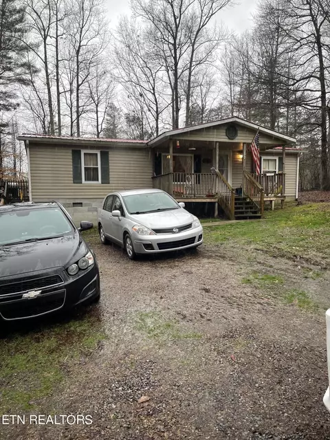 364 Corbin Hill Rd, Oliver Springs, TN 37840