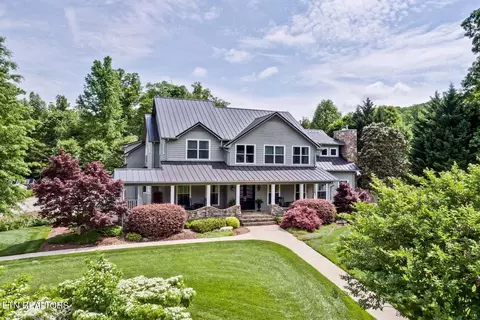 105 Stonebridge Way, Oak Ridge, TN 37830