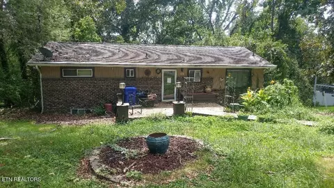 129 Indian Ln, Oak Ridge, TN 37830