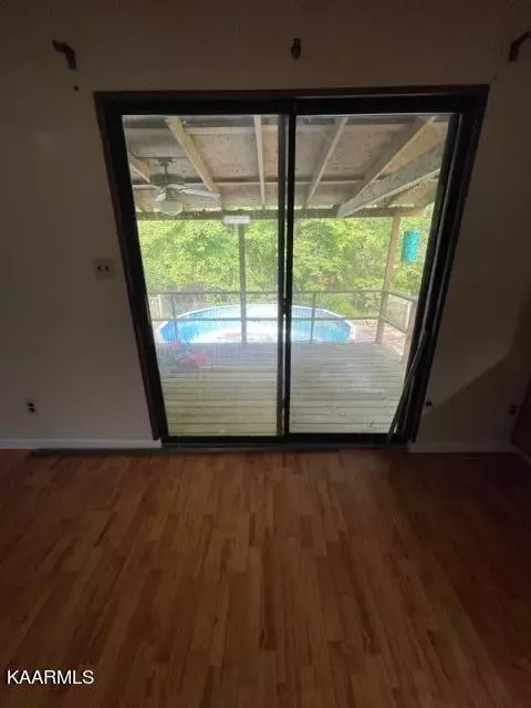 330 S Apache Rd, Clinton, TN 37716 photo 33