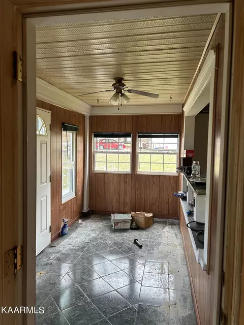 109 E Wright Ave, Jamestown, TN 38556 photo 7