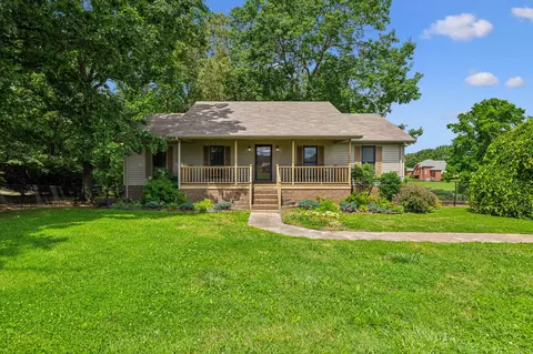 54 Hutchings Ln, Mcminnville, TN 37110