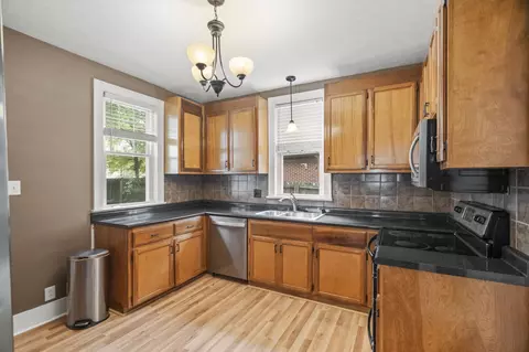 Kitchen - 400 Connell St, Springfield, TN 37172 photo 1 of 5