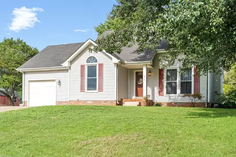 1415 Mcclardy Rd, Clarksville, TN 37042