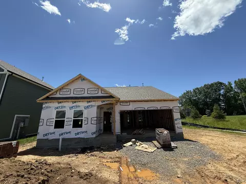 526 Cedar Brook Dr, White House, TN 37188