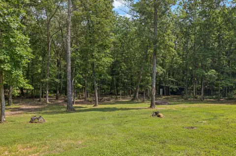 Exterior - 121 Regency Ln, Dickson, TN 37055 photo 13 of 13