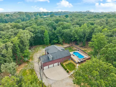 View/Area - 121 Regency Ln, Dickson, TN 37055 photo 3 of 5