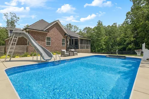 Exterior - 121 Regency Ln, Dickson, TN 37055 photo 11 of 13