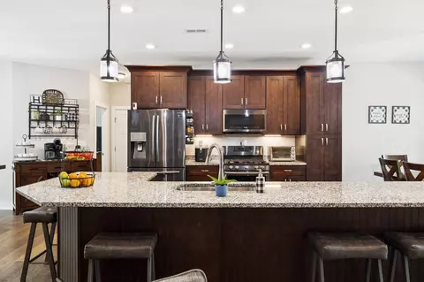 Kitchen - 121 Regency Ln, Dickson, TN 37055 photo 2 of 5