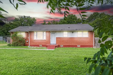 806 Hunt St, Murfreesboro, TN 37130