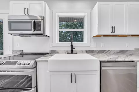 Kitchen - 4510 Akin Rd, Cunningham, TN 37052 photo 1 of 4