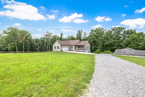 Exterior - 4510 Akin Rd, Cunningham, TN 37052 photo 5 of 6
