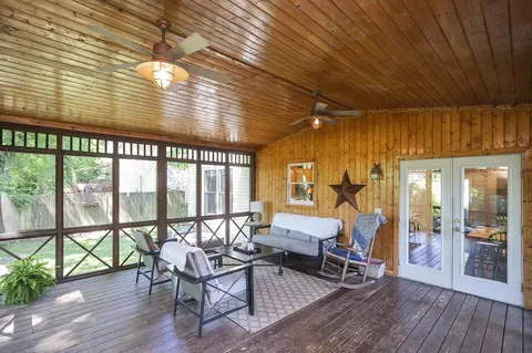 7836 Harpeth View Dr, Nashville, TN 37221
