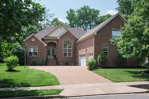 1038 Sierra Gorda Dr, Gallatin, TN 37066