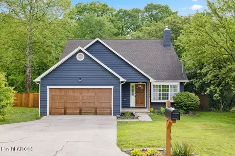 3144 Kingsmore Dr, Knoxville, TN 37921
