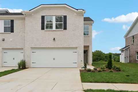 7121 Cedarcrest Ln, Fairview, TN 37062