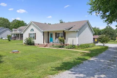 320 Lawrence Ave, Chapel Hill, TN 37034
