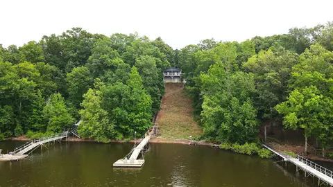 365 Bluff Rd, Big Sandy, TN 38221