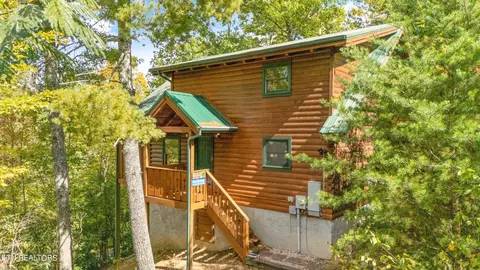 352 Wild Orchid Way, Gatlinburg, TN 37738
