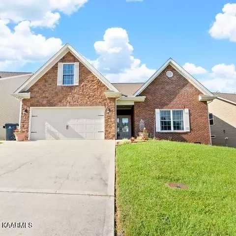 4707 NW Pecanwood Way, Knoxville, TN 37921